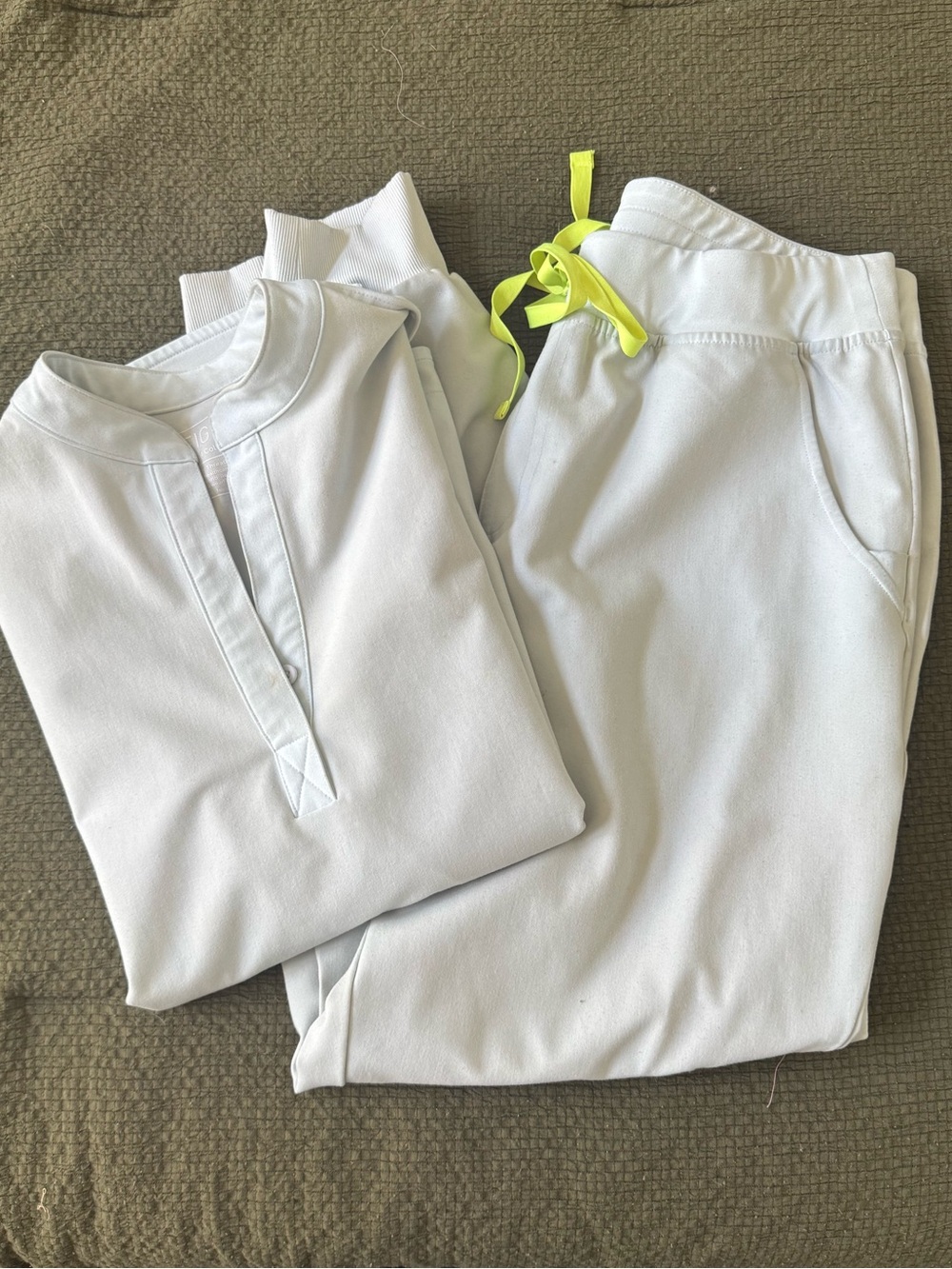 FIGS • Light Blue Zamora Jogger Set with Neon Green Drawstring Top M Bottoms L